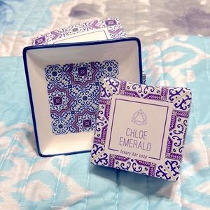 Chloe Emerald Fresh Linen Emery Soap Dish Set